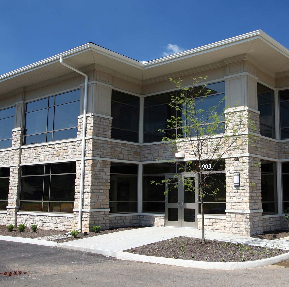 Project - Arlington Falls - Columbus, OH - Storefront