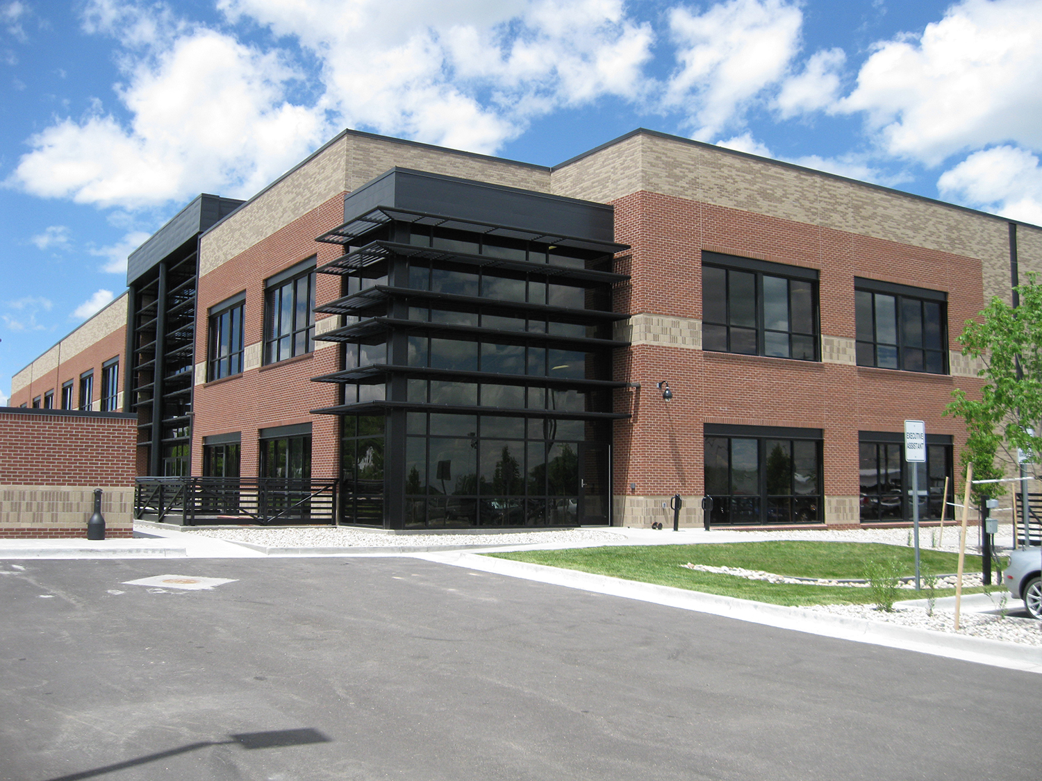 Project - Frontier Refinery - Cheyenne, WY - Curtainwall, Daylighting - 2009